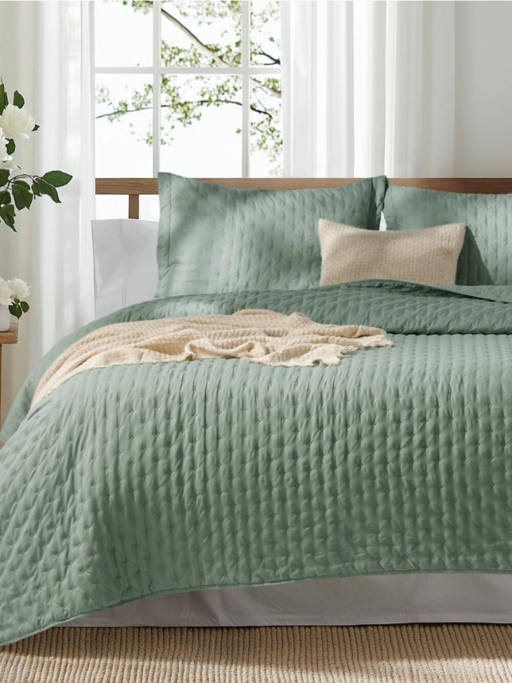 King Size Quilt Bedspread, Lightweight Comforter, Sage Green Coverlet